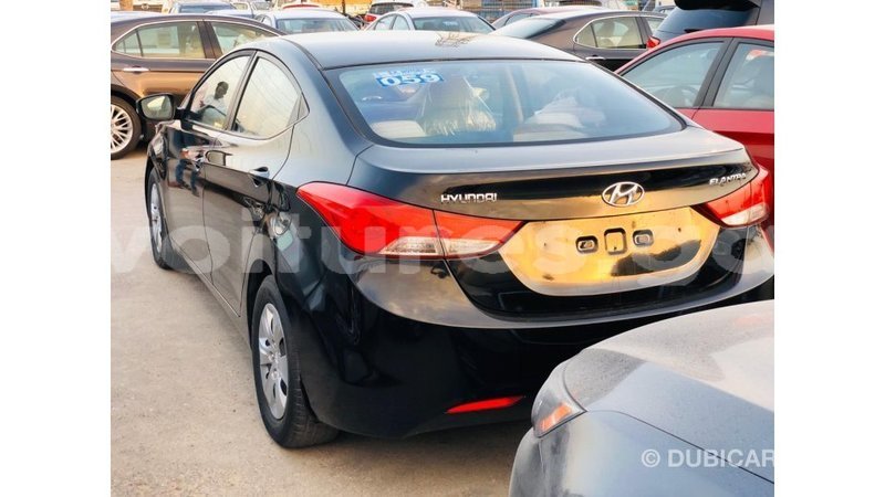 Big with watermark hyundai elantra estuary import dubai 6729