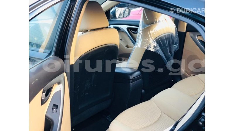 Big with watermark hyundai elantra estuary import dubai 6729