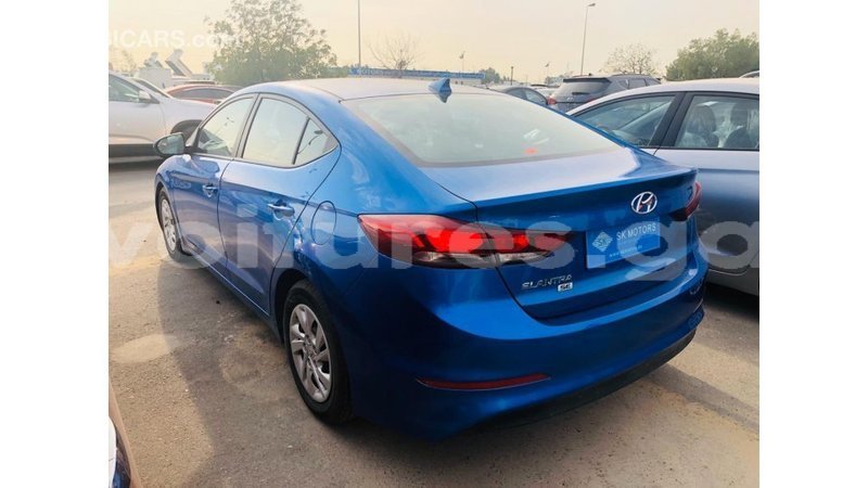 Big with watermark hyundai elantra estuary import dubai 6730