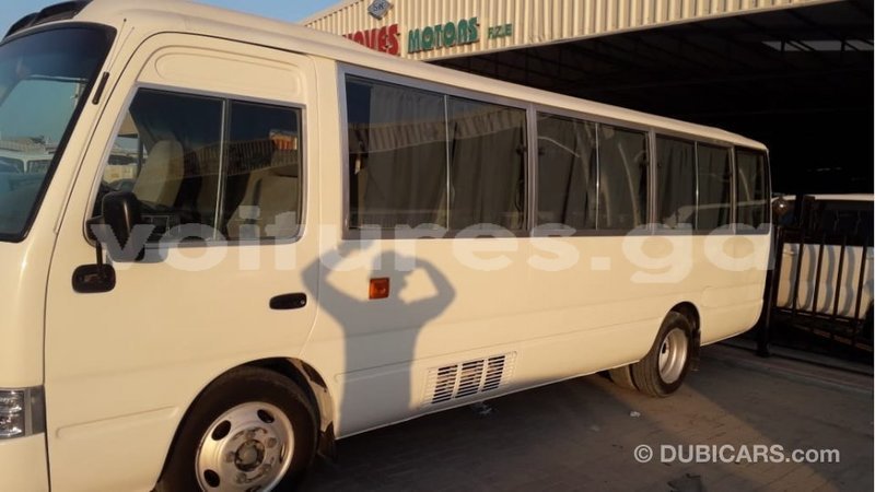 Big with watermark toyota coaster estuary import dubai 6731