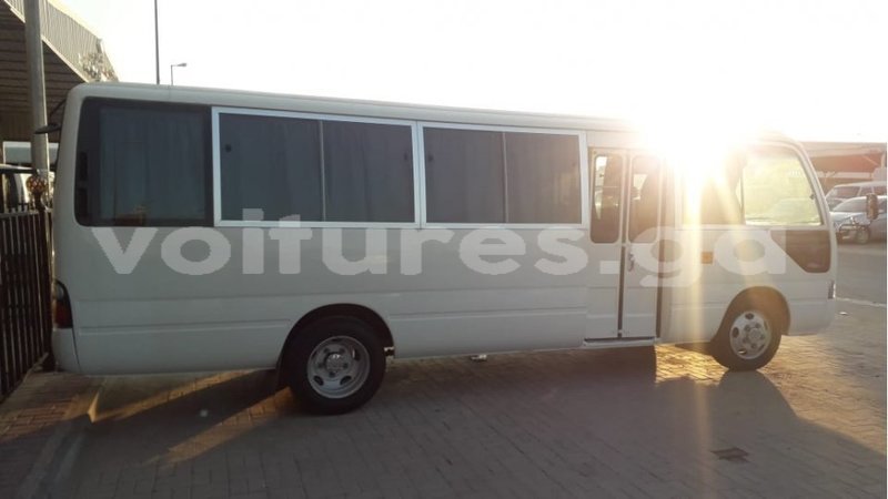 Big with watermark toyota coaster estuary import dubai 6731