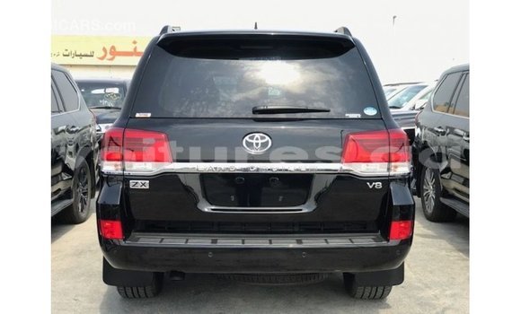 Acheter Import Voiture Toyota Land Cruiser Noir à Import - Dubai, Estuaire Acheter Import Voiture Toyota Land Cruiser Noir à Import - Dubai, Estuaire