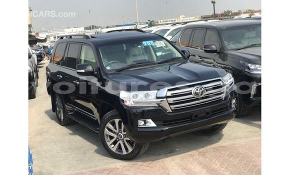 Acheter Import Voiture Toyota Land Cruiser Noir à Import - Dubai, Estuaire Acheter Import Voiture Toyota Land Cruiser Noir à Import - Dubai, Estuaire