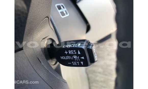 Acheter Import Voiture Toyota Land Cruiser Noir à Import - Dubai, Estuaire Acheter Import Voiture Toyota Land Cruiser Noir à Import - Dubai, Estuaire