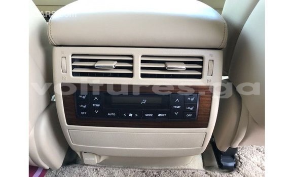 Buy Import Toyota Land Cruiser White Car in Import - Dubai in Estuary Buy Import Toyota Land Cruiser White Car in Import - Dubai in Estuary