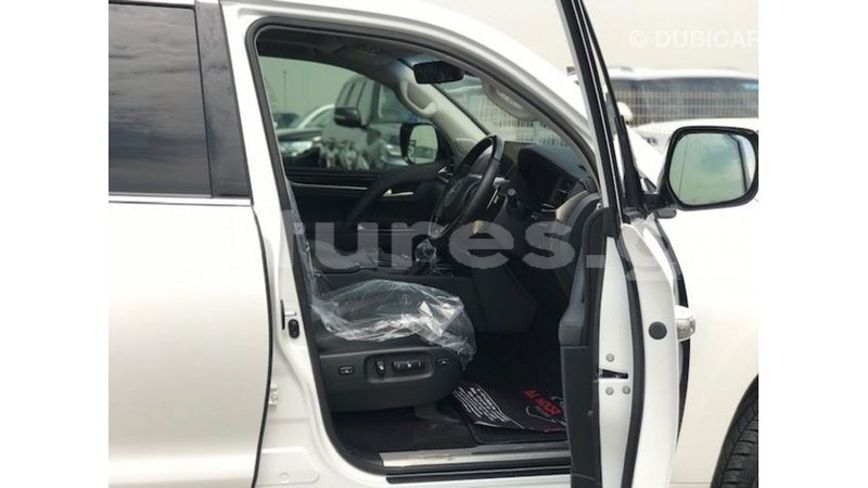 Big with watermark lexus lx estuaire import dubai 6737