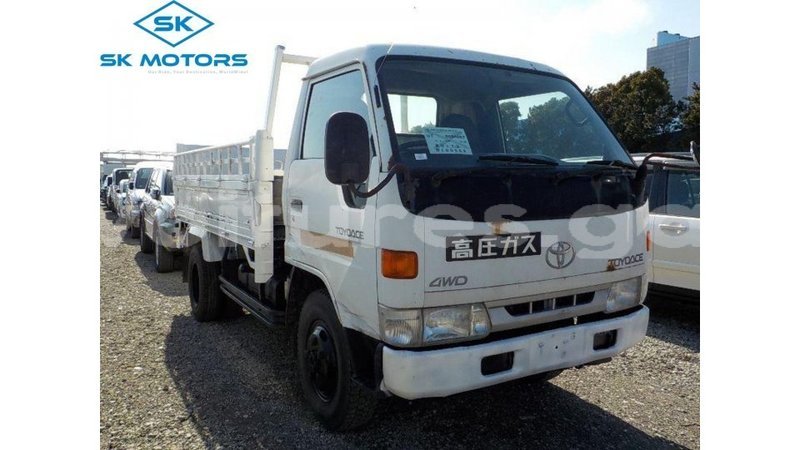 Big with watermark toyota dyna estuary import dubai 6738