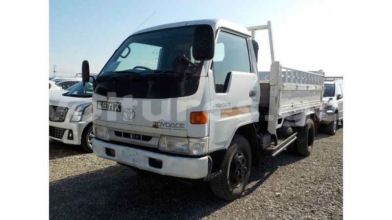 Big with watermark toyota dyna estuaire import dubai 6738