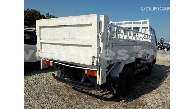 Big with watermark toyota dyna estuary import dubai 6738