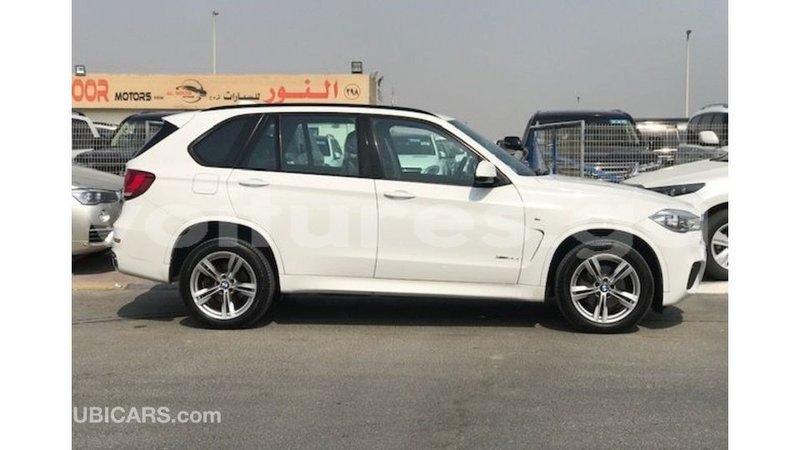 Big with watermark bmw x5 estuaire import dubai 6739