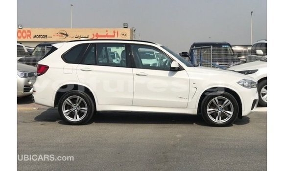 Acheter Import Voiture BMW X5 Blanc à Import - Dubai, Estuaire Acheter Import Voiture BMW X5 Blanc à Import - Dubai, Estuaire