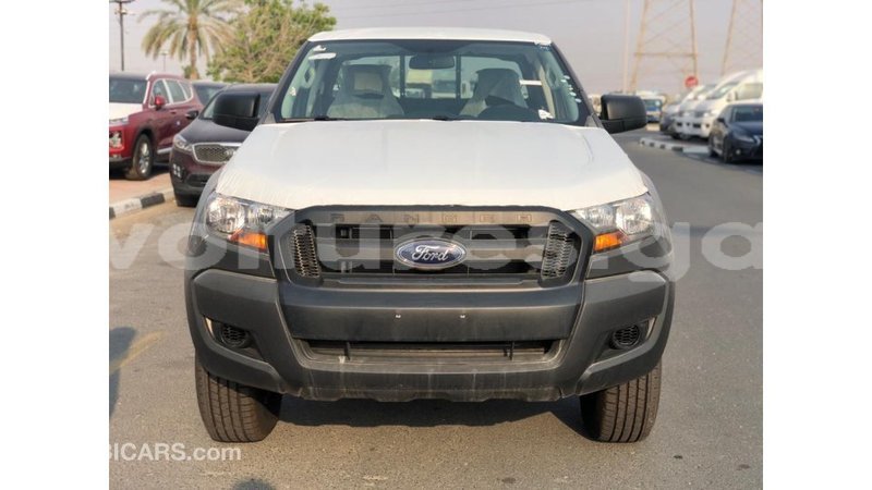 Big with watermark ford ranger estuaire import dubai 6741