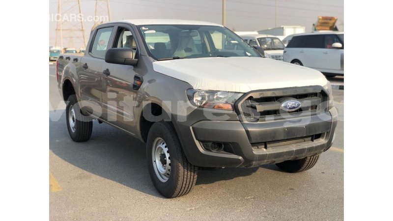 Big with watermark ford ranger estuaire import dubai 6741