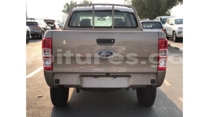 Big with watermark ford ranger estuaire import dubai 6741