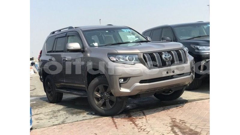 Big with watermark toyota prado estuaire import dubai 6743