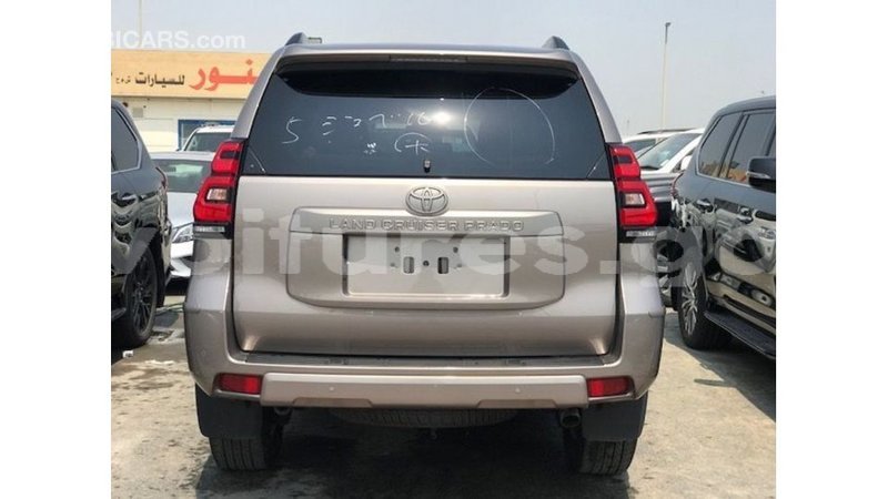 Big with watermark toyota prado estuary import dubai 6743