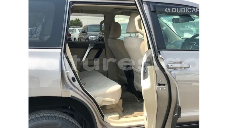 Big with watermark toyota prado estuaire import dubai 6743