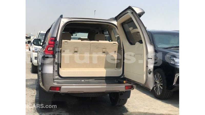 Big with watermark toyota prado estuaire import dubai 6743