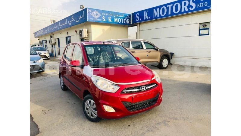 Big with watermark hyundai i10 estuaire import dubai 6744