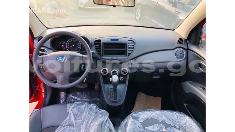 Big with watermark hyundai i10 estuaire import dubai 6744