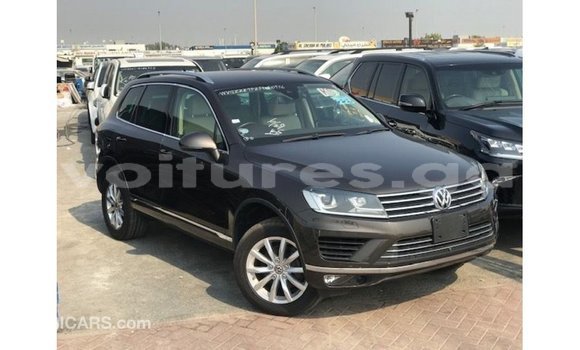Buy Import Volkswagen Touareg Brown Car in Import - Dubai in Estuary Buy Import Volkswagen Touareg Brown Car in Import - Dubai in Estuary