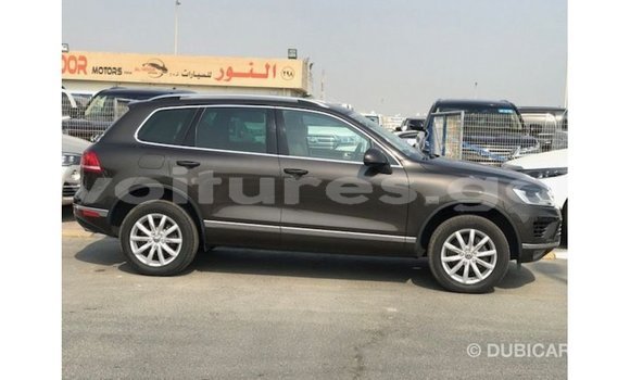 Buy Import Volkswagen Touareg Brown Car in Import - Dubai in Estuary Buy Import Volkswagen Touareg Brown Car in Import - Dubai in Estuary