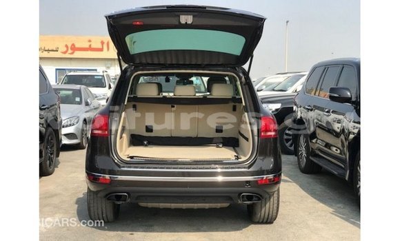 Buy Import Volkswagen Touareg Brown Car in Import - Dubai in Estuary Buy Import Volkswagen Touareg Brown Car in Import - Dubai in Estuary