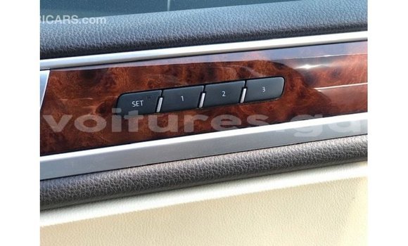 Buy Import Volkswagen Touareg Brown Car in Import - Dubai in Estuary Buy Import Volkswagen Touareg Brown Car in Import - Dubai in Estuary