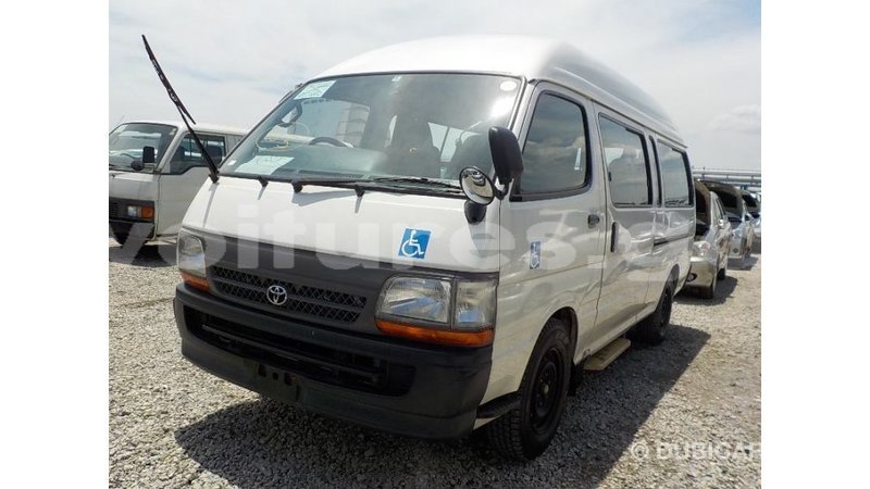 Big with watermark toyota hiace estuaire import dubai 6747