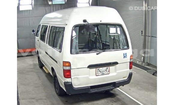 Acheter Import Voiture Toyota Hiace Blanc à Import - Dubai, Estuaire Acheter Import Voiture Toyota Hiace Blanc à Import - Dubai, Estuaire