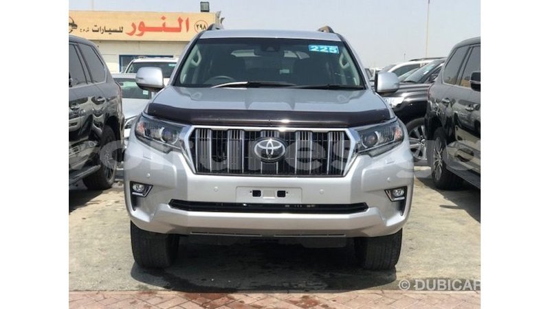 Big with watermark toyota prado estuaire import dubai 6748