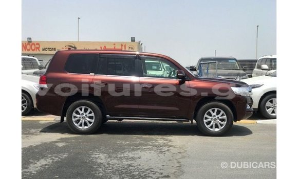 Acheter Import Voiture Toyota Land Cruiser Rouge à Import - Dubai, Estuaire Acheter Import Voiture Toyota Land Cruiser Rouge à Import - Dubai, Estuaire