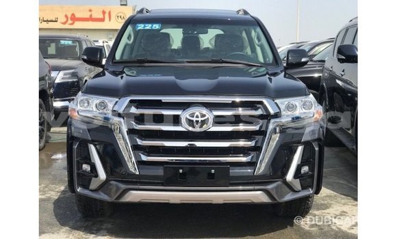 Acheter Import Voiture Toyota Land Cruiser Noir à Import - Dubai, Estuaire Acheter Import Voiture Toyota Land Cruiser Noir à Import - Dubai, Estuaire
