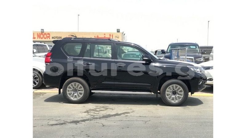 Big with watermark toyota prado estuaire import dubai 6753