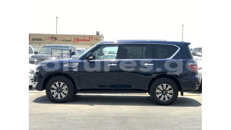 Big with watermark nissan patrol estuaire import dubai 6755