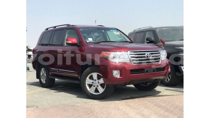 Big with watermark toyota land cruiser estuaire import dubai 6756