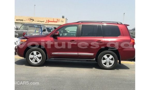 Acheter Import Voiture Toyota Land Cruiser Rouge à Import - Dubai, Estuaire Acheter Import Voiture Toyota Land Cruiser Rouge à Import - Dubai, Estuaire