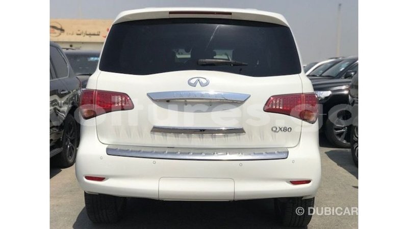 Big with watermark infiniti q estuaire import dubai 6759