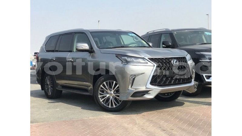 Big with watermark lexus lx estuaire import dubai 6760