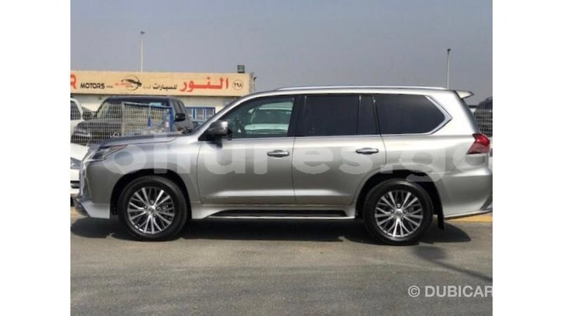 Big with watermark lexus lx estuary import dubai 6760