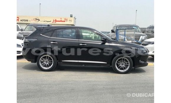 Acheter Import Voiture Toyota Harrier Noir à Import - Dubai, Estuaire Acheter Import Voiture Toyota Harrier Noir à Import - Dubai, Estuaire