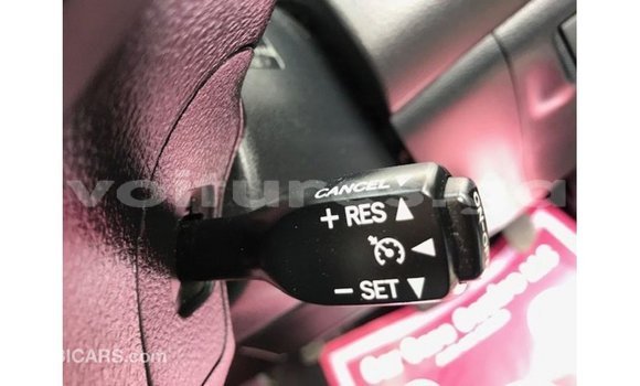 Acheter Import Voiture Toyota Harrier Noir à Import - Dubai, Estuaire Acheter Import Voiture Toyota Harrier Noir à Import - Dubai, Estuaire