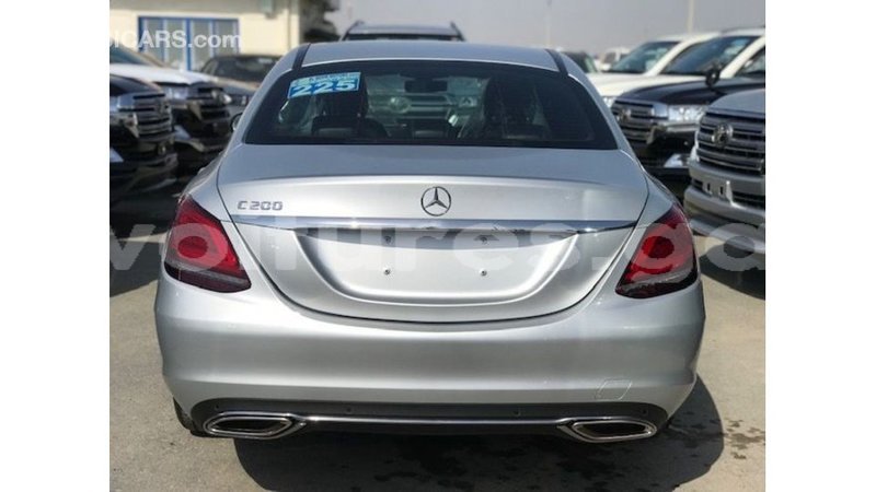 Big with watermark mercedes benz 200 estuary import dubai 6769