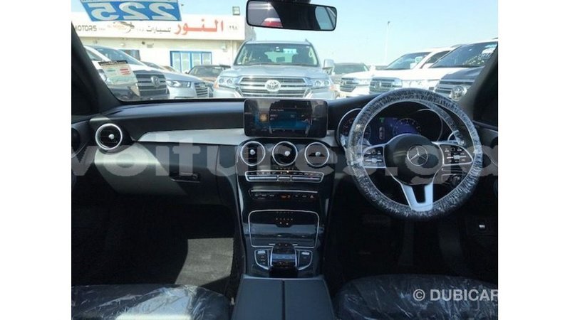 Big with watermark mercedes benz 200 estuary import dubai 6769