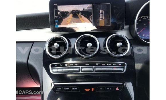 Buy Import Mercedes-Benz 200 Other Car in Import - Dubai in Estuary Buy Import Mercedes-Benz 200 Other Car in Import - Dubai in Estuary