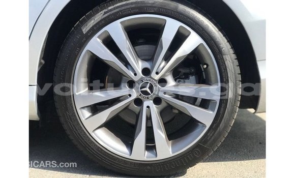 Buy Import Mercedes-Benz 200 Other Car in Import - Dubai in Estuary Buy Import Mercedes-Benz 200 Other Car in Import - Dubai in Estuary