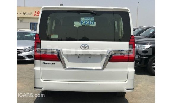 Sayi Imported Toyota Granvia White Mota in Import - Dubai a estuary Sayi Imported Toyota Granvia White Mota in Import - Dubai a estuary