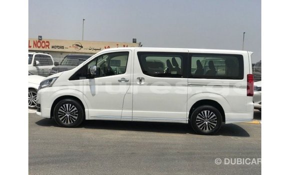 Sayi Imported Toyota Granvia White Mota in Import - Dubai a estuary Sayi Imported Toyota Granvia White Mota in Import - Dubai a estuary