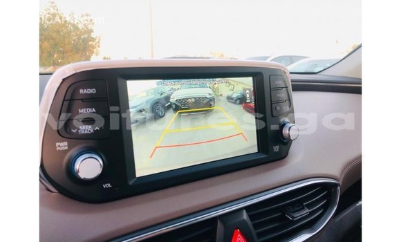 Sayi Imported Hyundai Santa Fe Brown Mota in Import - Dubai a estuary Sayi Imported Hyundai Santa Fe Brown Mota in Import - Dubai a estuary