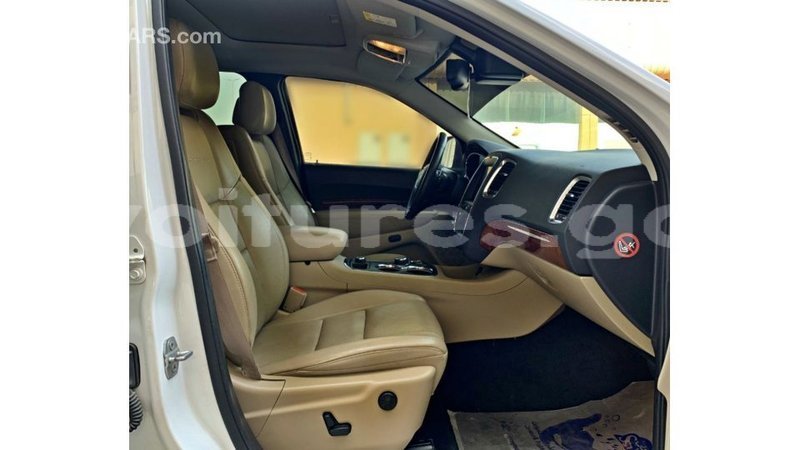 Big with watermark dodge durango estuary import dubai 6777